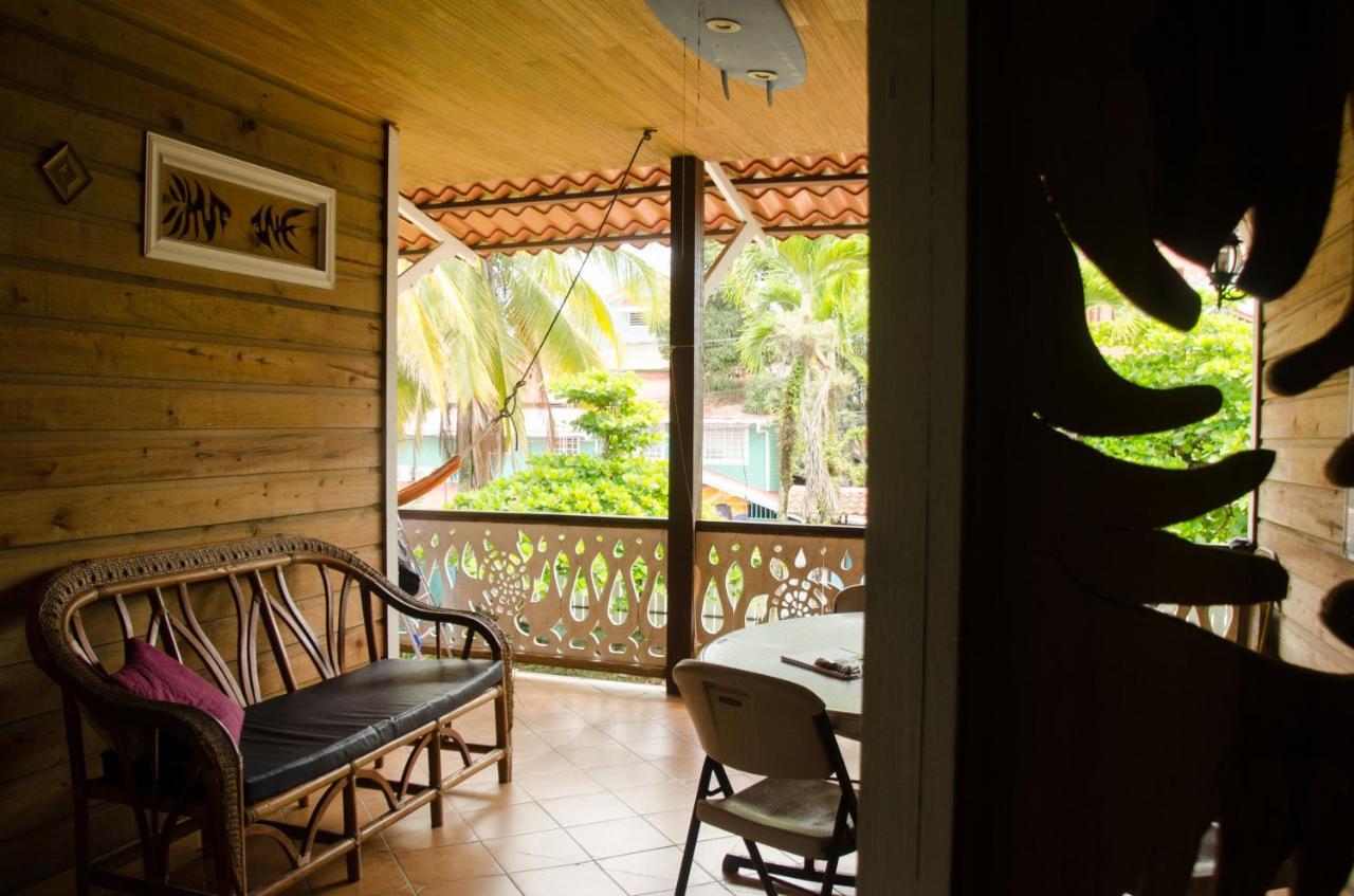 Spanish By The Sea - Bocas Bocas Town Exterior photo
