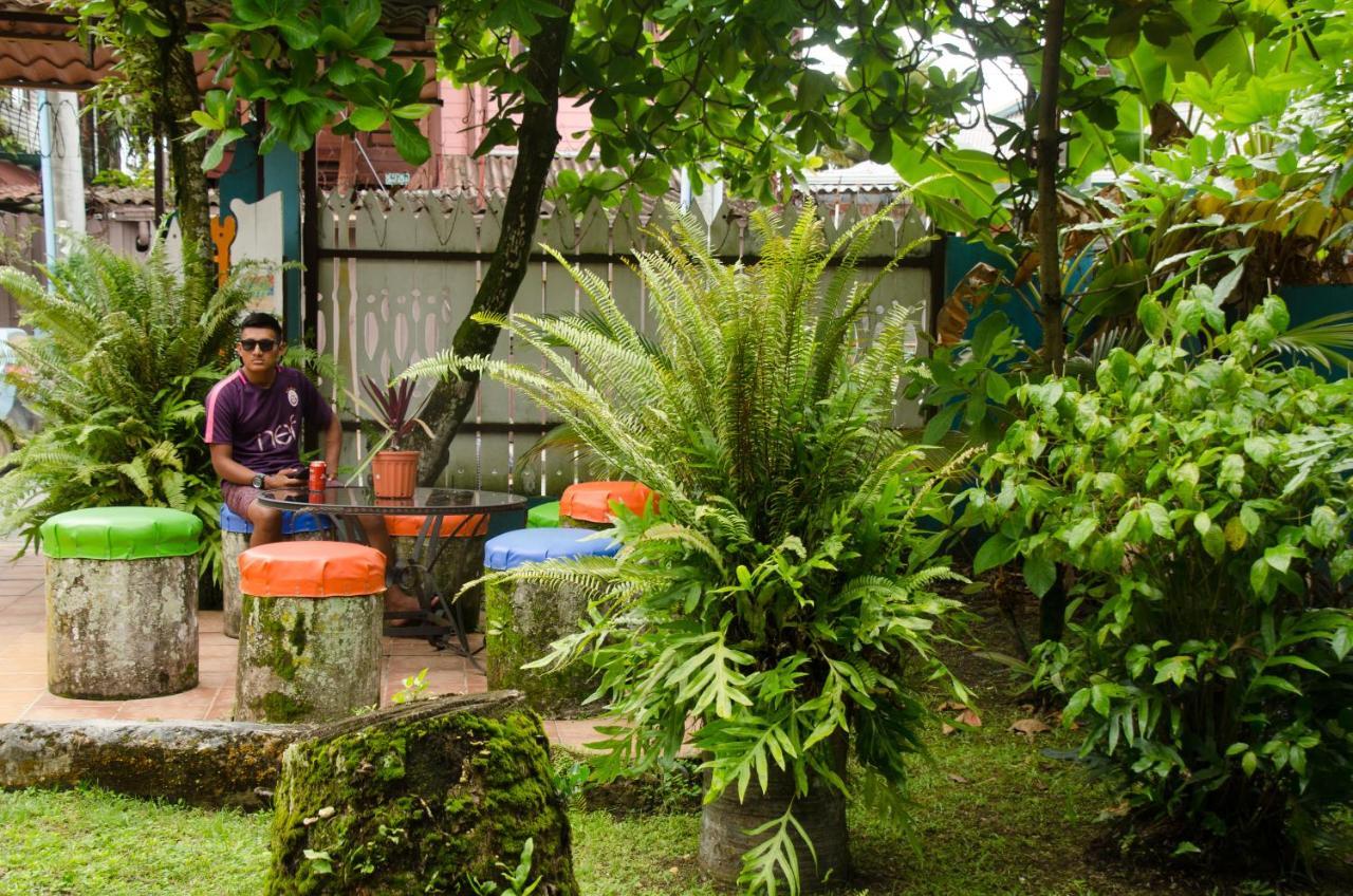 Spanish By The Sea - Bocas Bocas Town Exterior photo